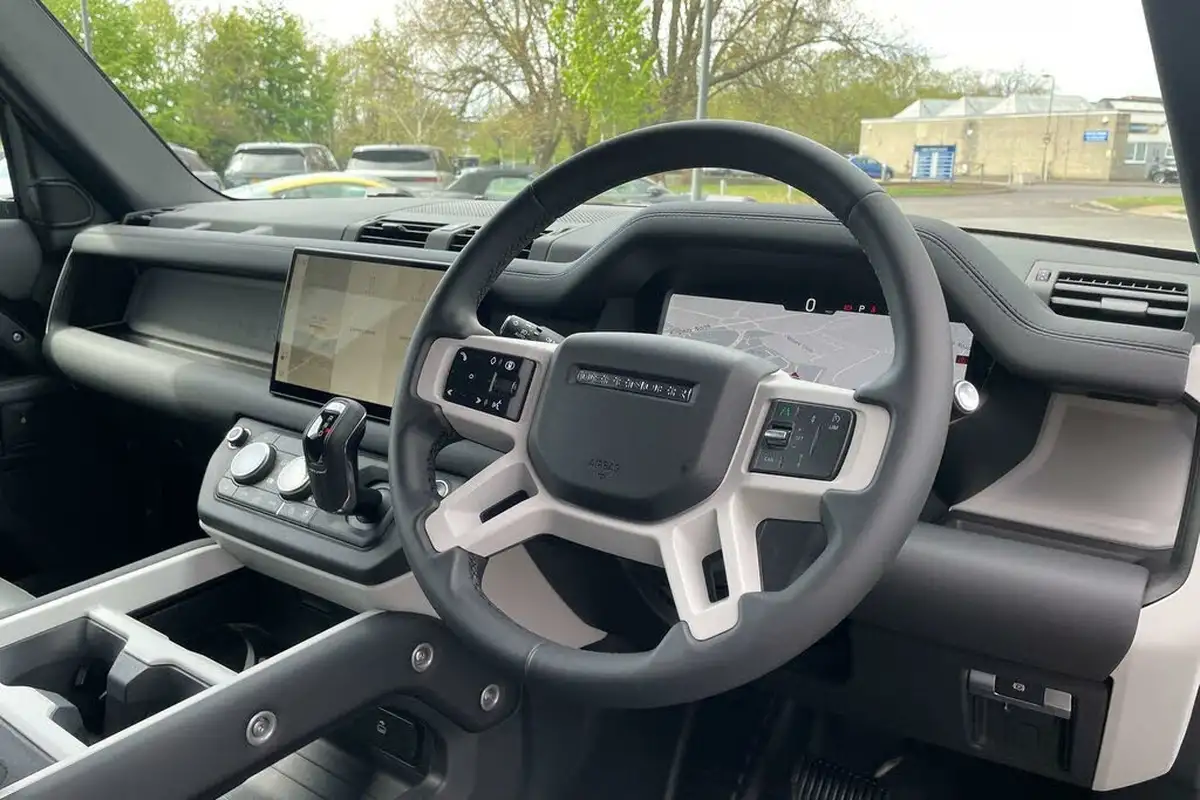 2024-land-rover-110-defender-30-d250-x-dynamic-se-2997cc-big-30