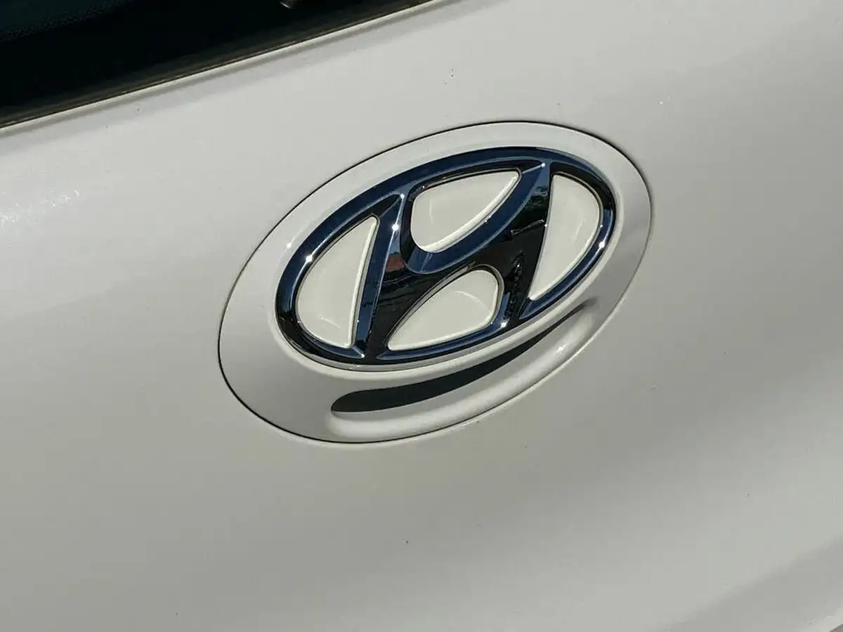 2018-hyundai-i10-10-se-66ps-big-53