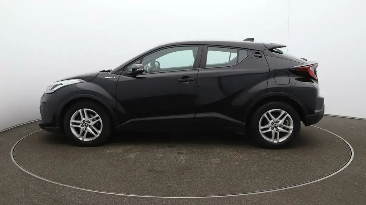 2020-toyota-c-hr-18-vvt-i-icon-parking-pack-big-57