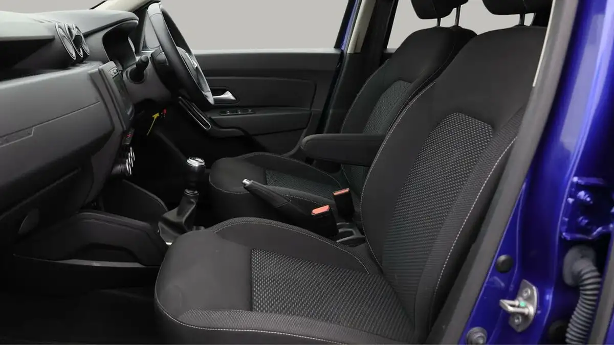 2020-dacia-duster-13-tce-comfort-ss-big-14