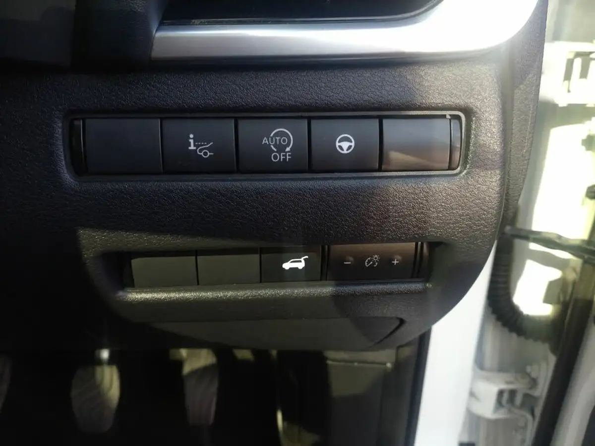 2022-nissan-qashqai-13-dig-t-tekna-140ps-mild-hybrid-big-15