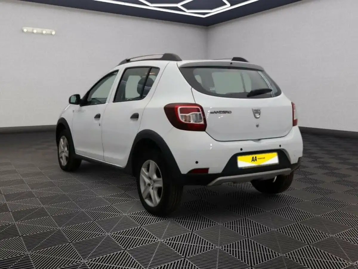 2016-dacia-sandero-stepway-15dci-laureate-big-2
