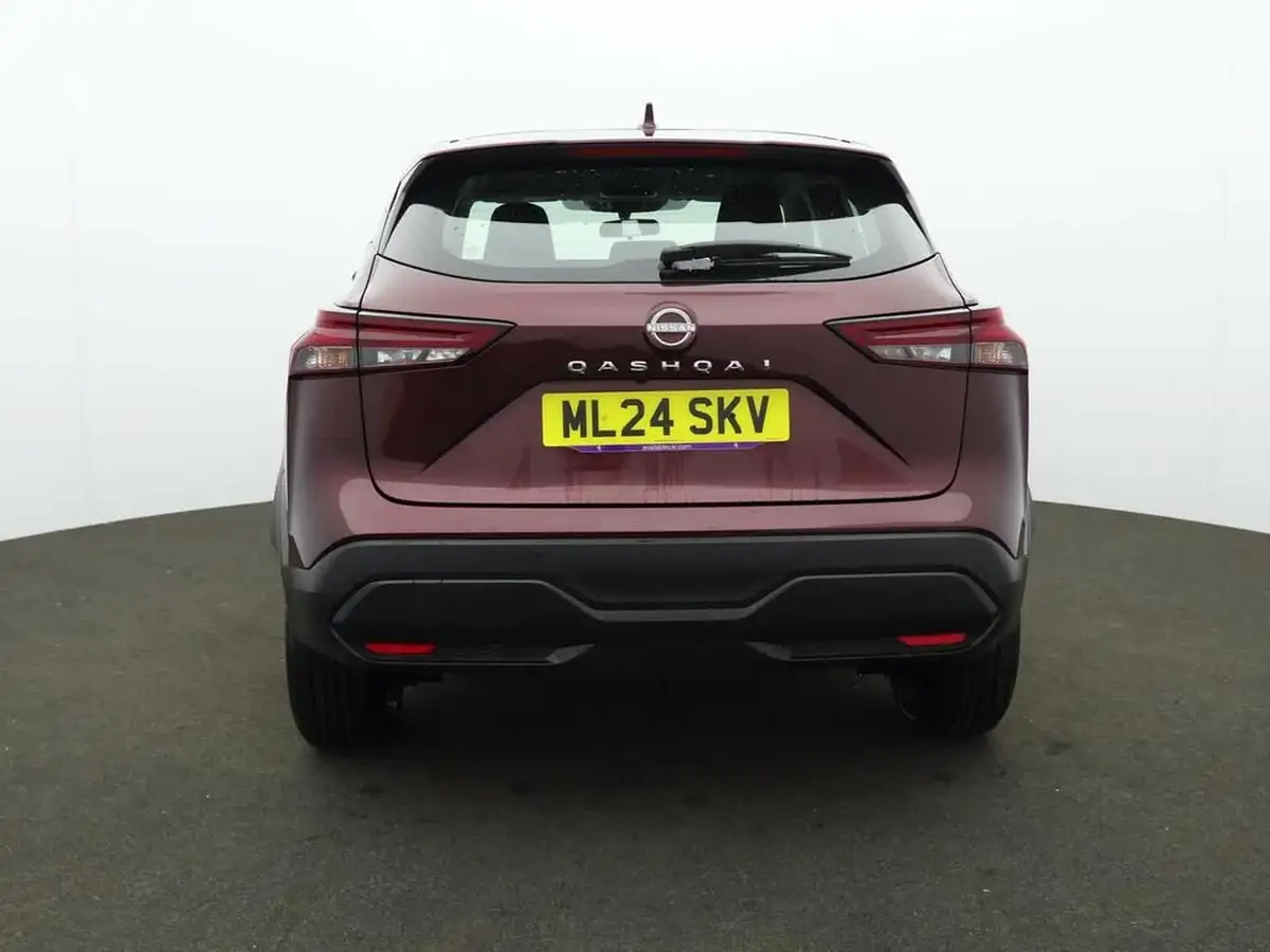 2024-nissan-qashqai-13-dig-t-acenta-premium-140ps-big-3