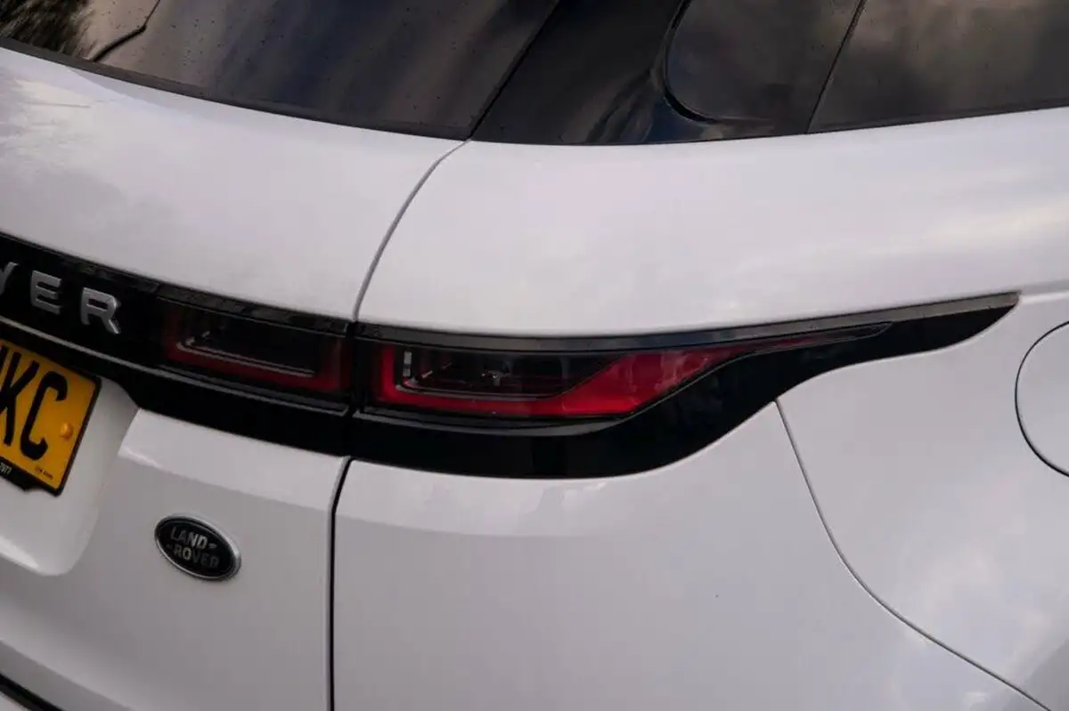 2019-land-rover-range-rover-evoque-20-p250-s-big-39