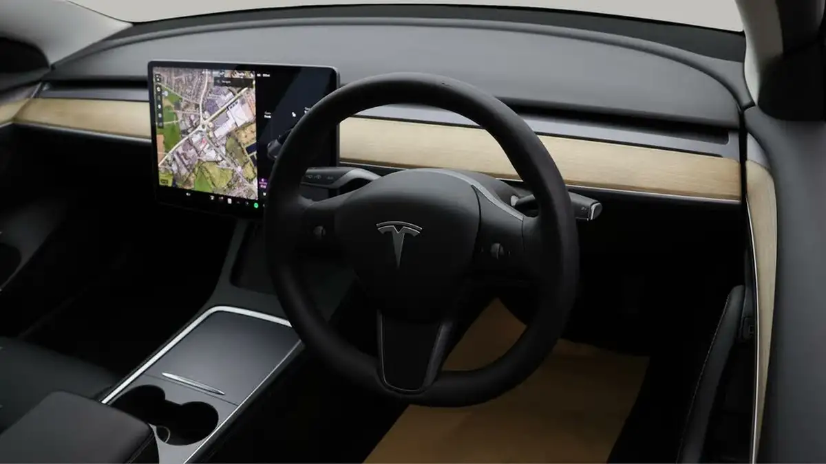 2021-tesla-model-3-e-long-range-awd-big-8