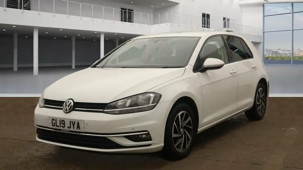 2019-volkswagen-golf-10-tsi-match-hatchback-5d-big-5