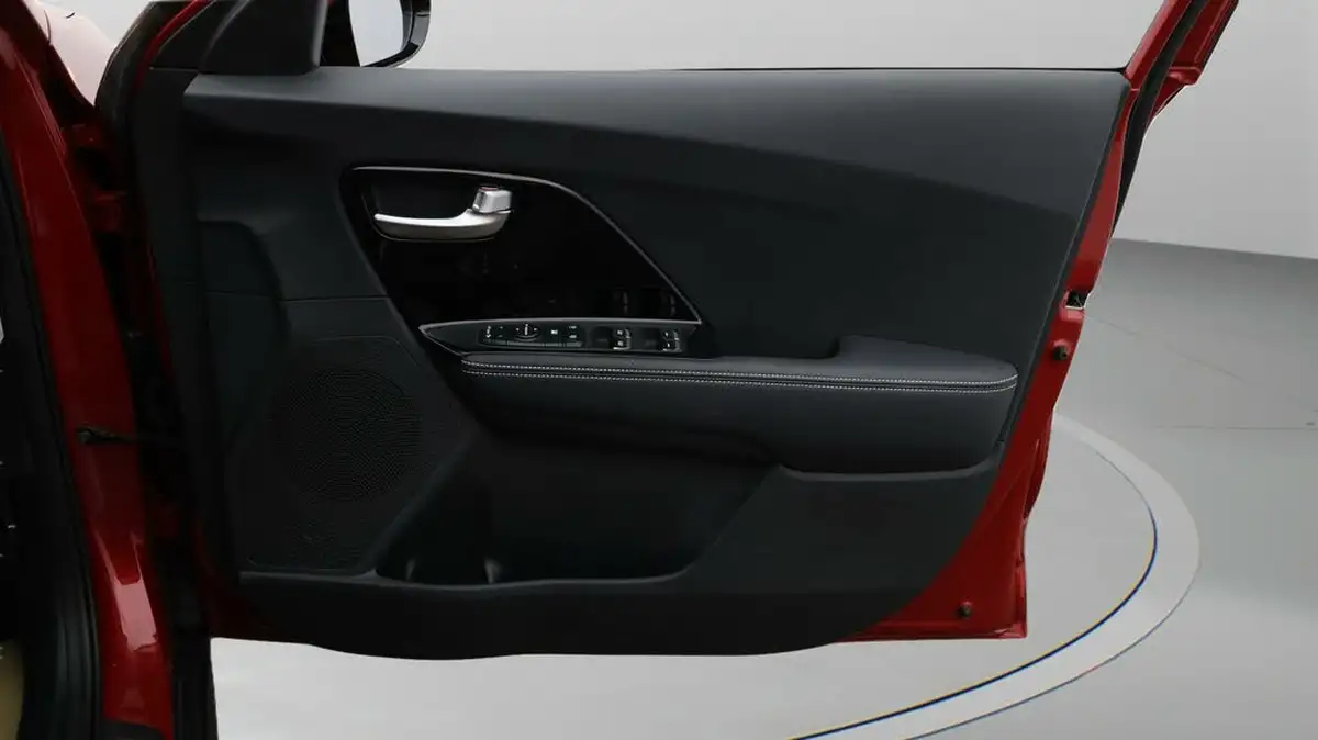 2022-kia-niro-ev-e-3-big-14