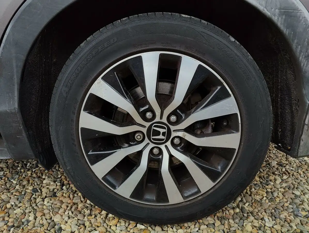 2013-honda-civic-16td-es-big-30