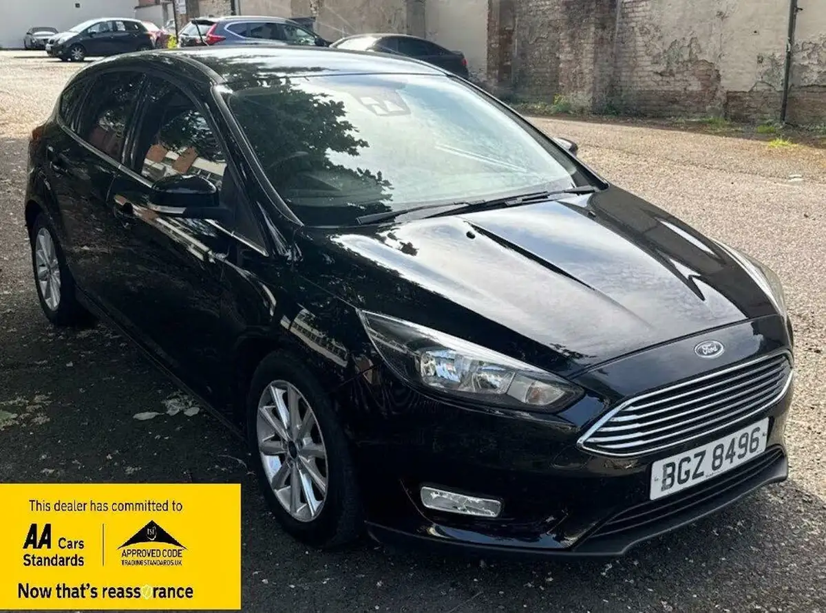 2016-ford-focus-10t-titanium-125ps-hatchback-auto-big-0