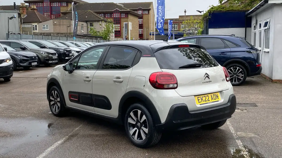 2022-citroen-c3-12-puretech-c-series-big-4