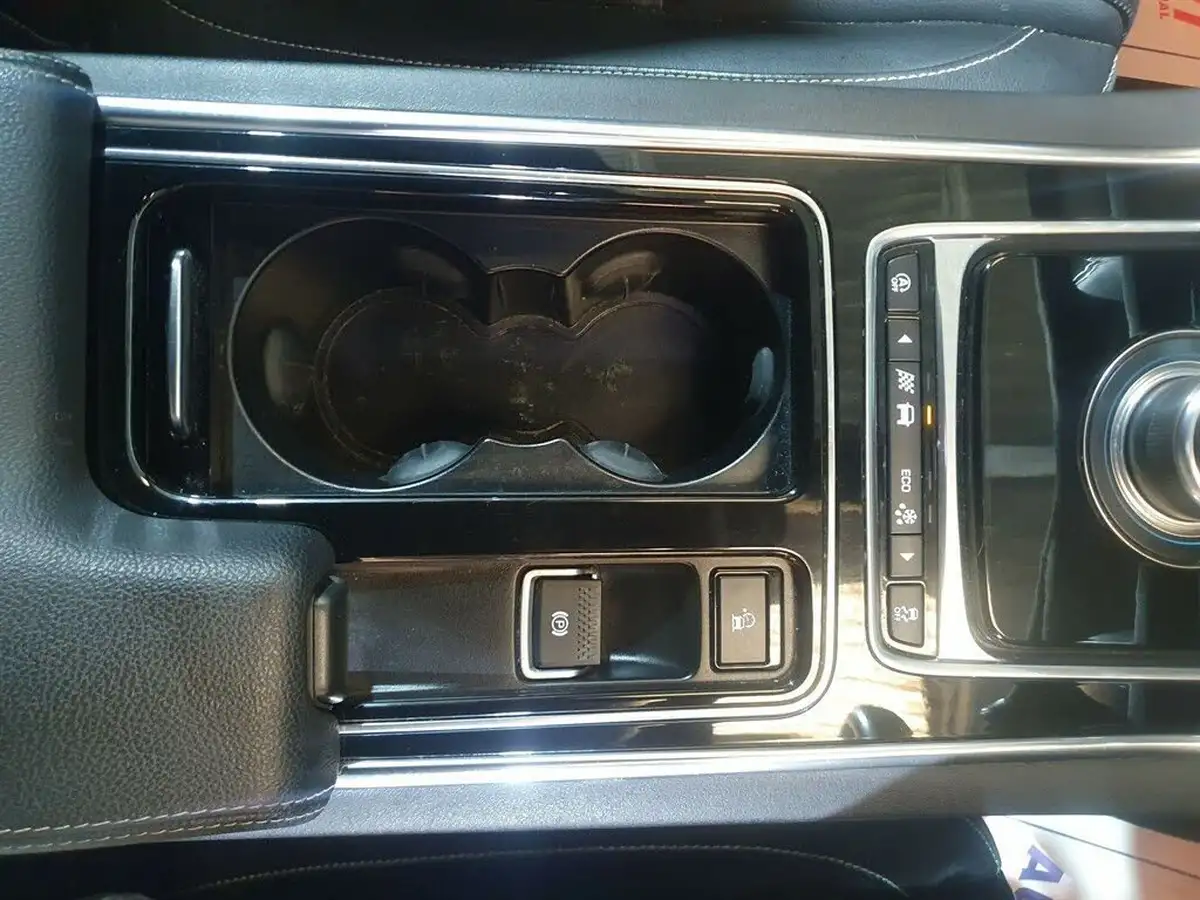 2019-jaguar-xf-20td-r-sport-180ps-ss-sportbrake-5d-auto-big-16