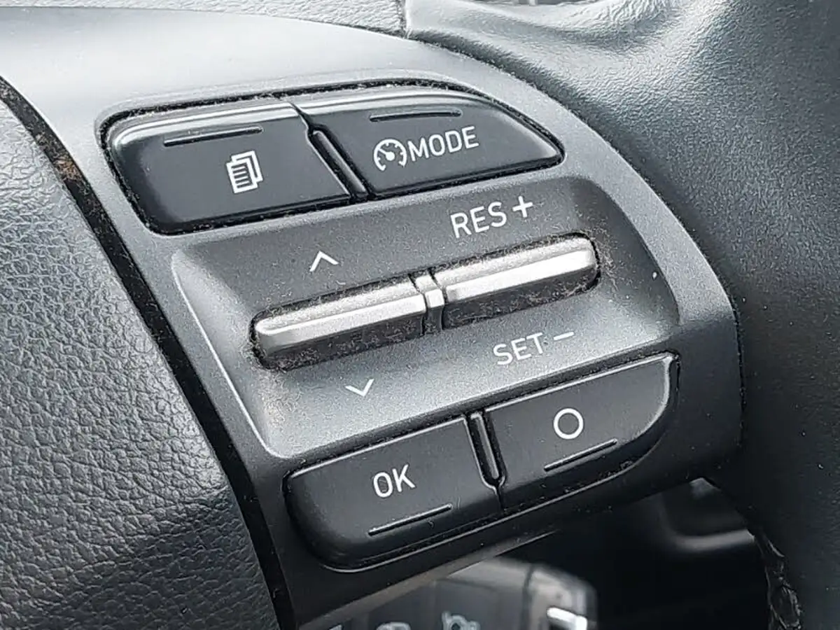2018-hyundai-kona-10-t-gdi-se-big-13