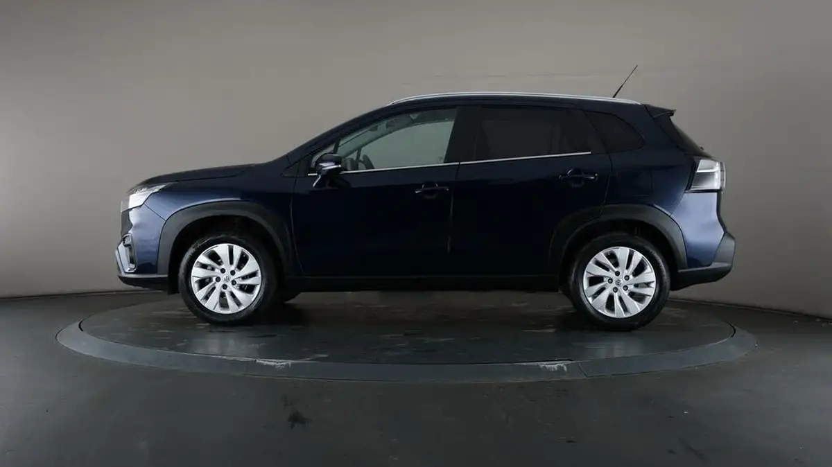 2022-suzuki-s-cross-14-boosterjet-motion-big-35
