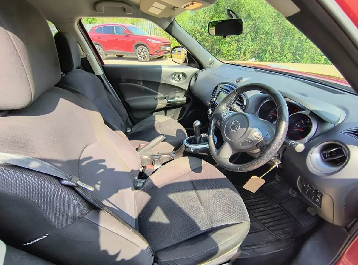 2014-nissan-juke-16-n-tec-16v-1598cc-big-10