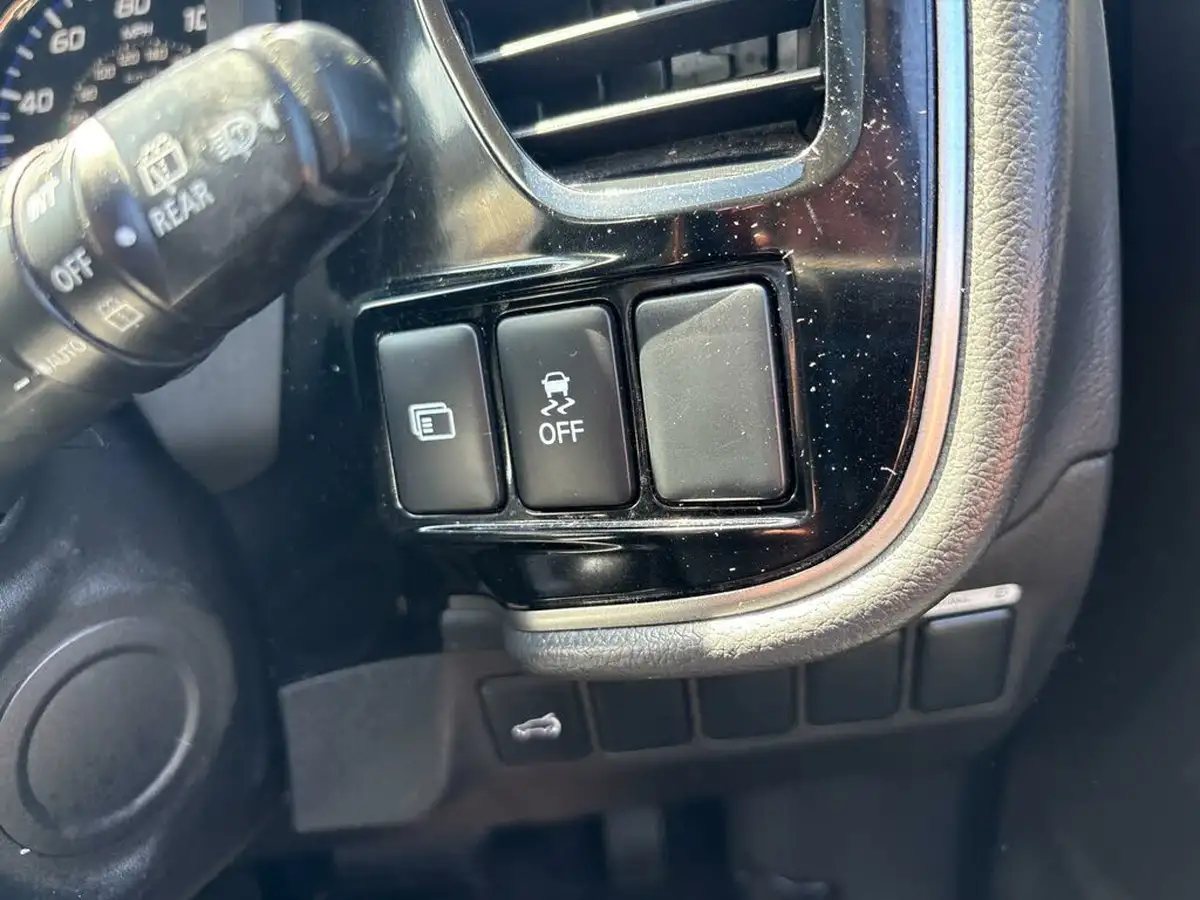 2018-mitsubishi-outlander-22di-d-4-leather-auto-big-48