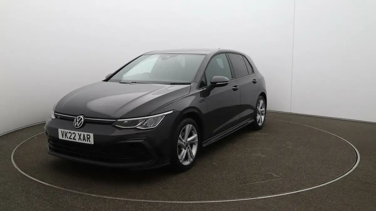 2022-volkswagen-golf-15-etsi-r-line-150ps-hatchback-big-30