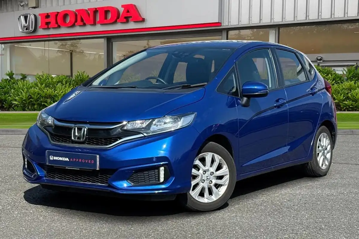 2019-honda-jazz-13-i-vtec-se-cvt-big-5