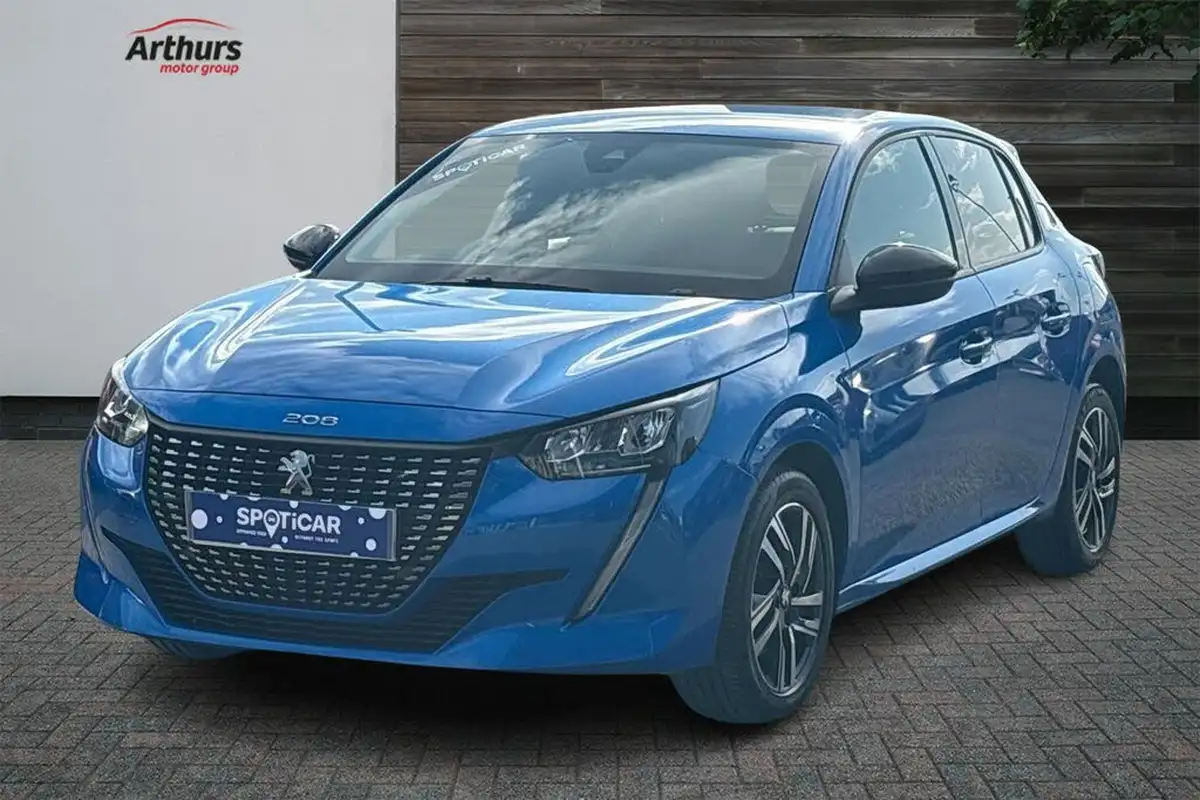 2023-peugeot-208-12-puretech-allure-premium-130ps-eat8-big-6