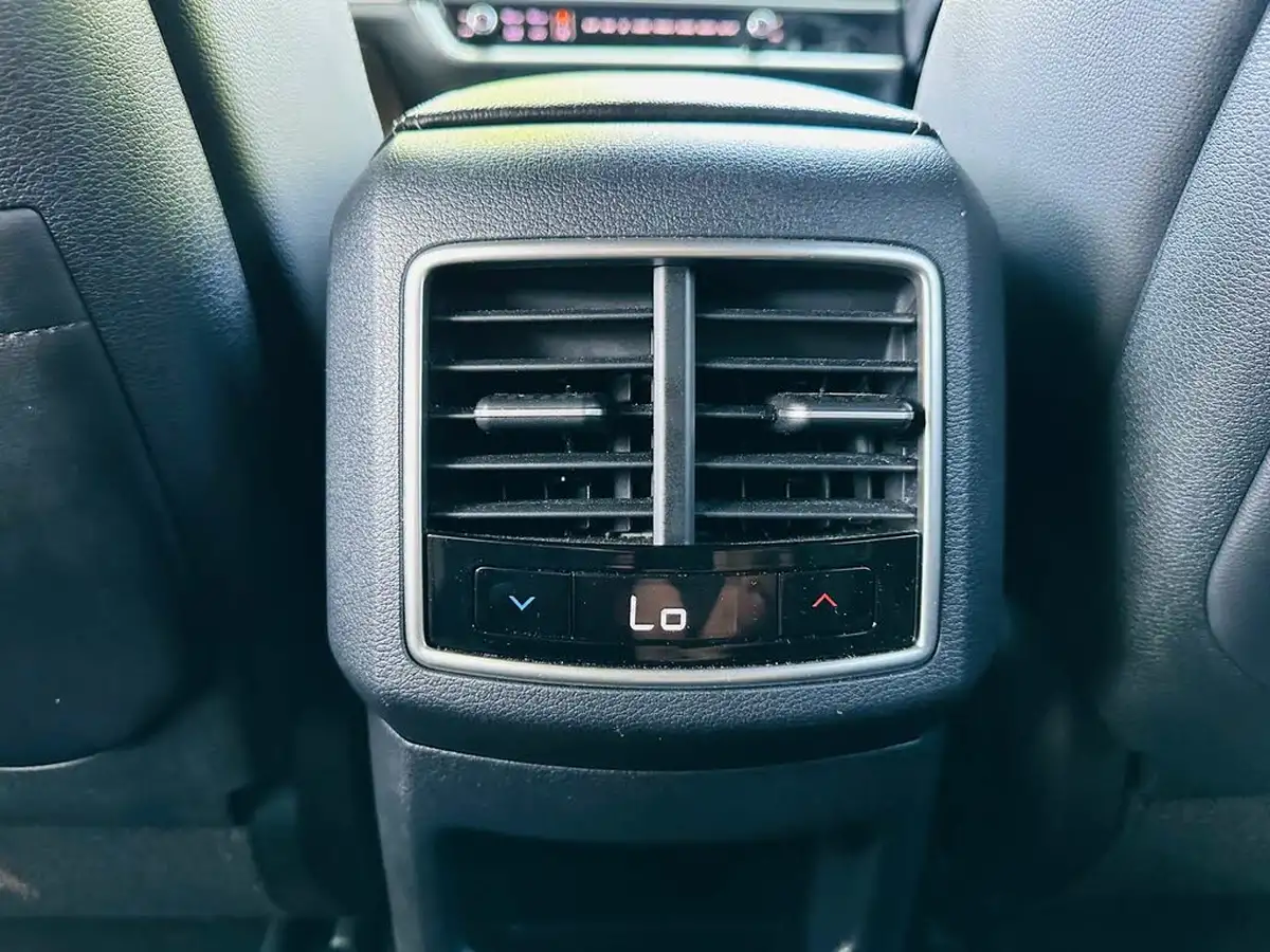 2023-kia-sportage-16-t-gdi-gt-line-226bhp-hev-auto-big-33