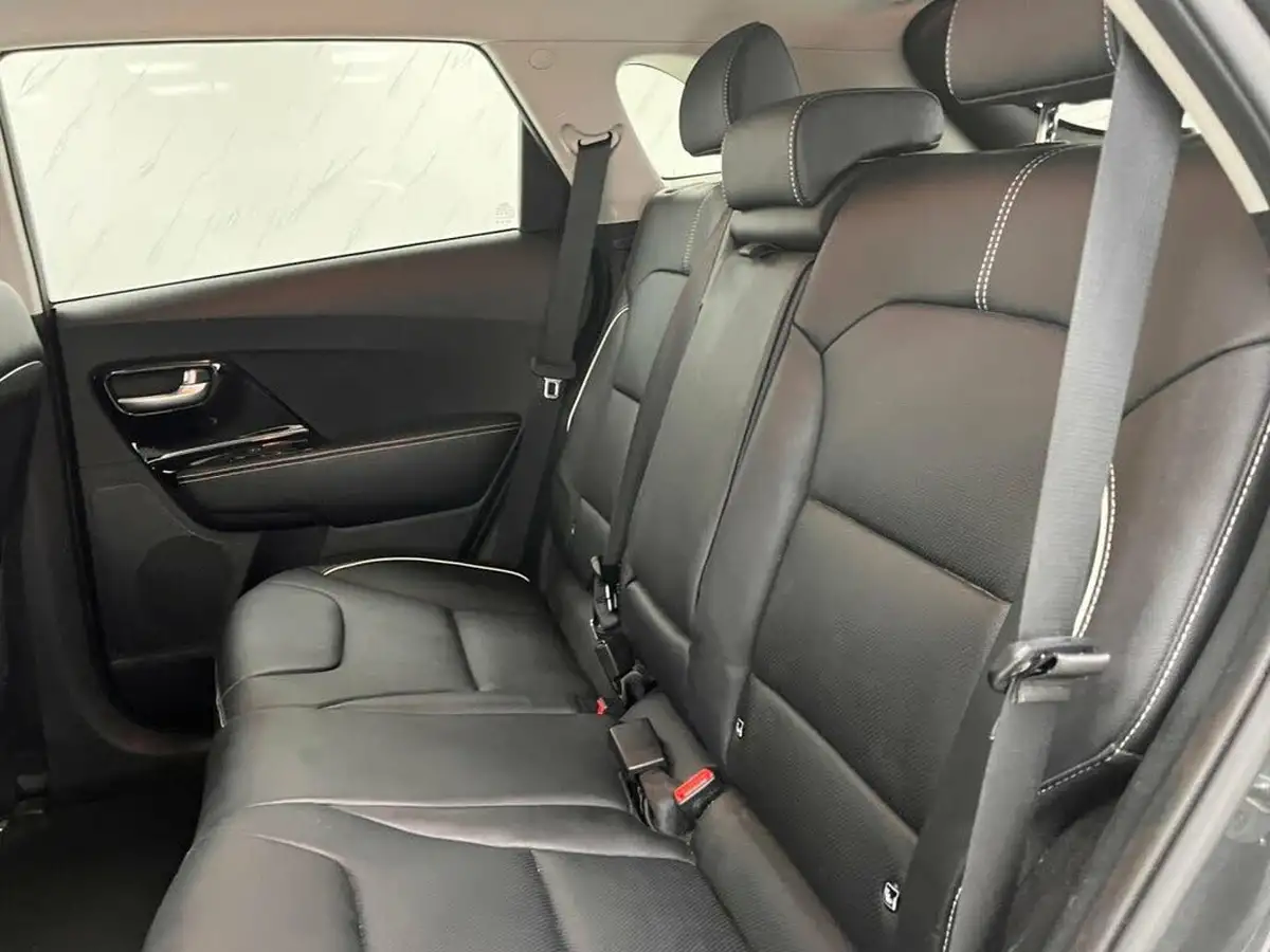 2021-kia-e-niro-ev-3-big-28