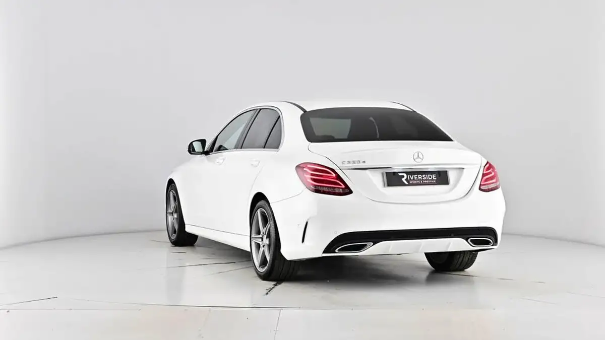 2016-mercedes-benz-c-class-21d-c220d-amg-line-170ps-ss-saloon-4d-auto-big-66
