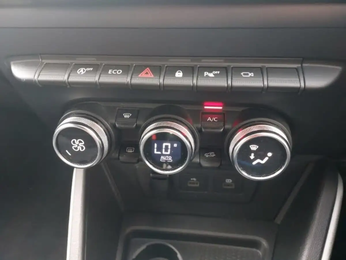 2022-dacia-duster-13-tce-prestige-130bhp-big-11
