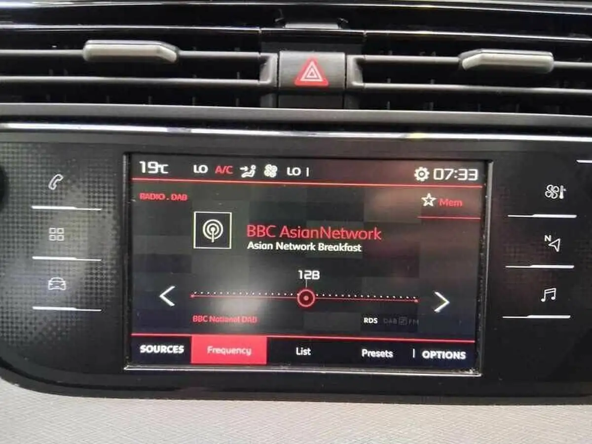 2018-citroen-grand-c4-spacetourer-16bluehdi-touch-edition-120ps-big-19