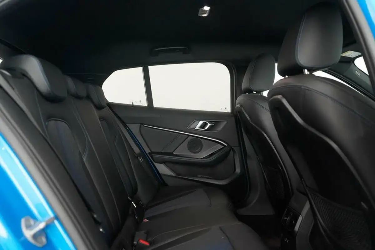 2022-bmw-1-series-15-118i-m-sport-lcp-dct-big-30