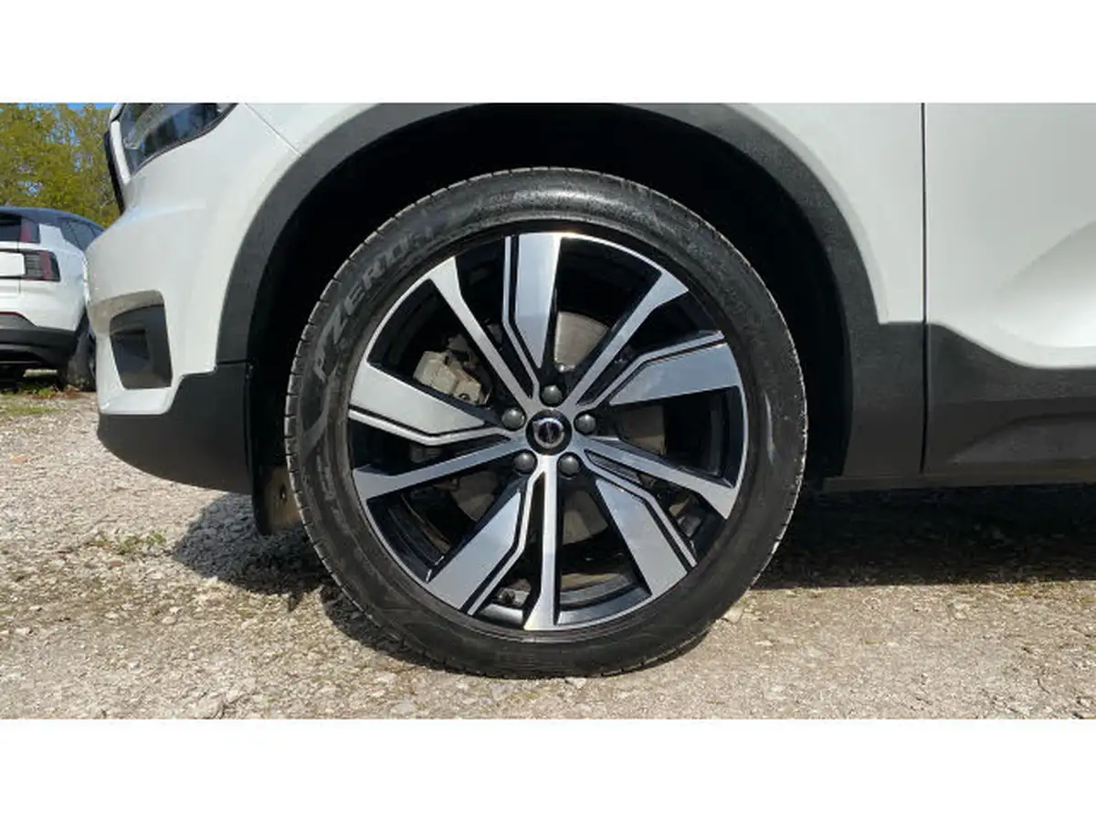 2021-volvo-xc40-15-t5-r-design-pro-258bhp-big-15