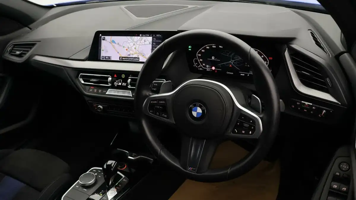 2021-bmw-1-series-20-m135i-xdrive-big-8