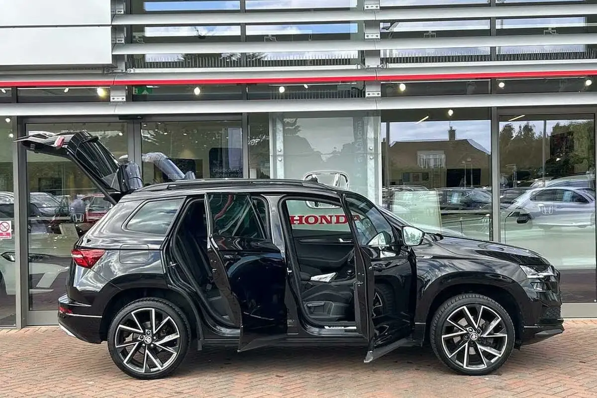2023-skoda-karoq-15-tsi-sportline-dsg-big-17