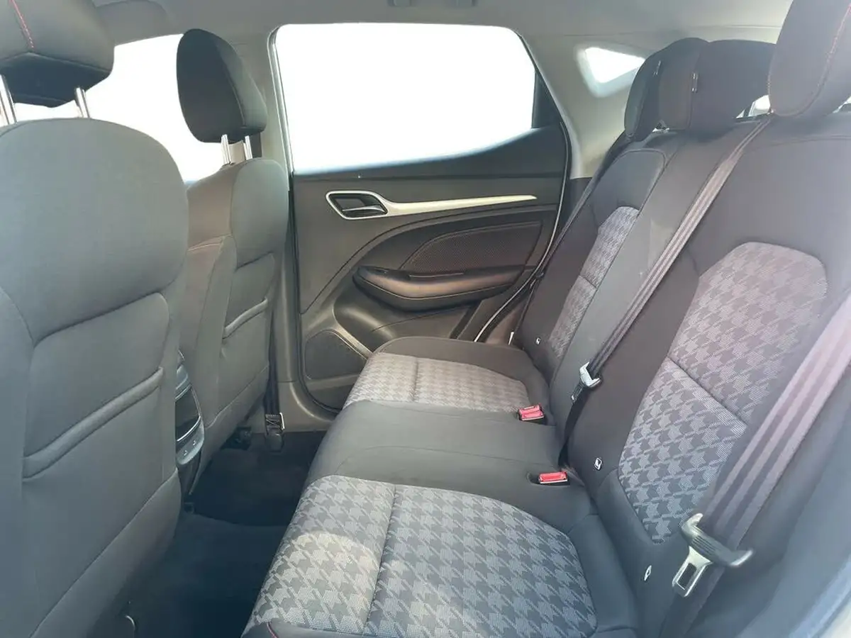 2022-mg-zs-suv-15-vti-tech-excite-big-10