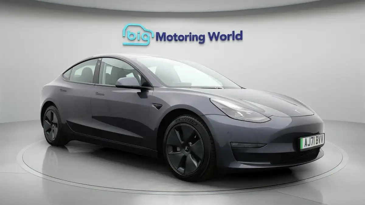 2021-tesla-model-3-e-long-range-awd-big-0