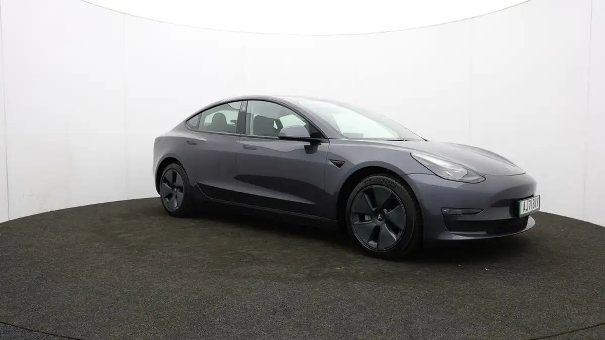 2021-tesla-model-3-e-long-range-awd-big-48