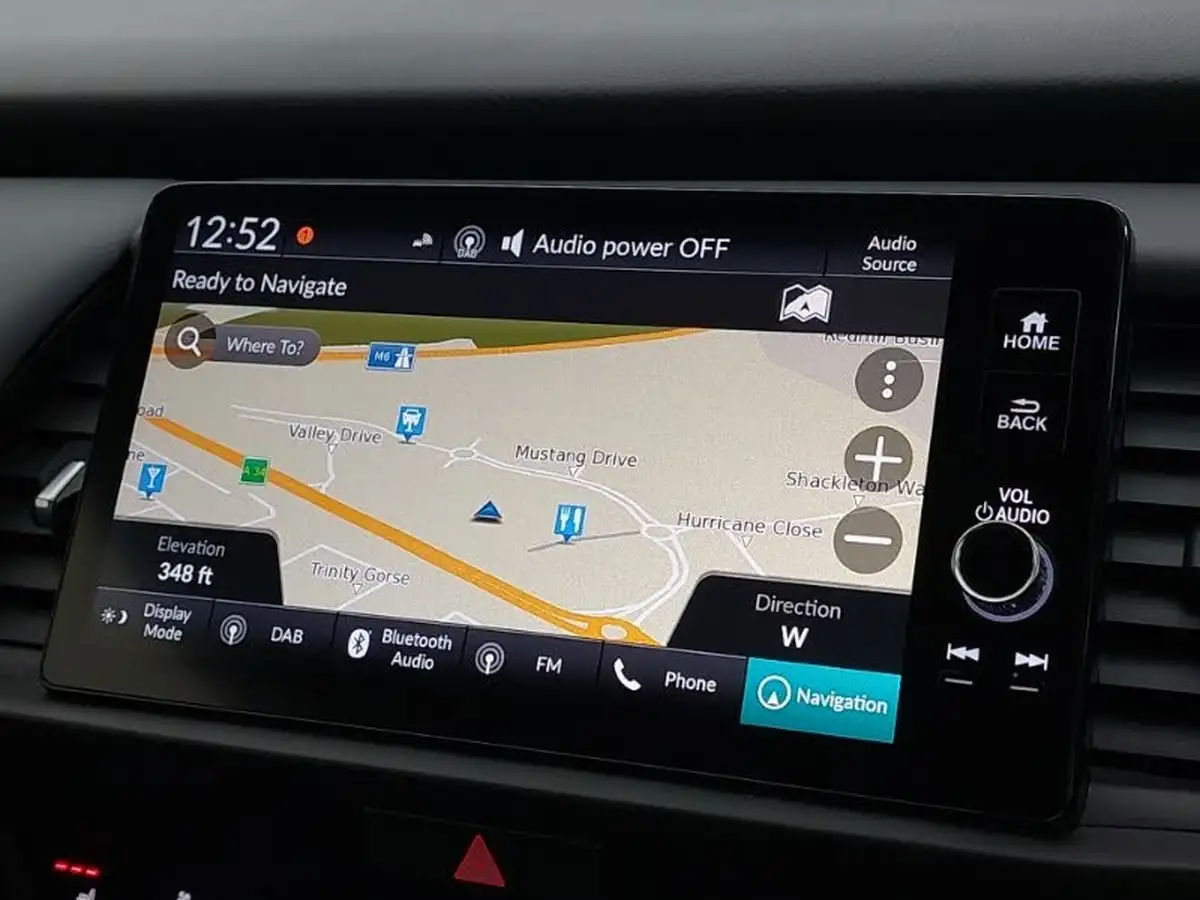 2023-honda-jazz-15-i-mmd-advance-sport-big-16
