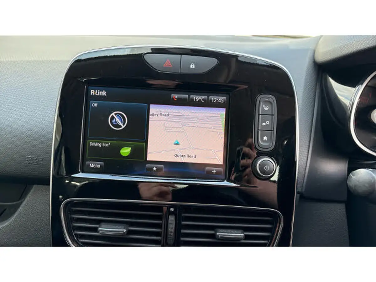 2016-renault-clio-12-tce-dynamique-s-nav-big-11