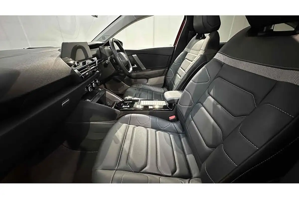 2021-citroen-c4-12-puretech-shine-plus-130ps-big-18