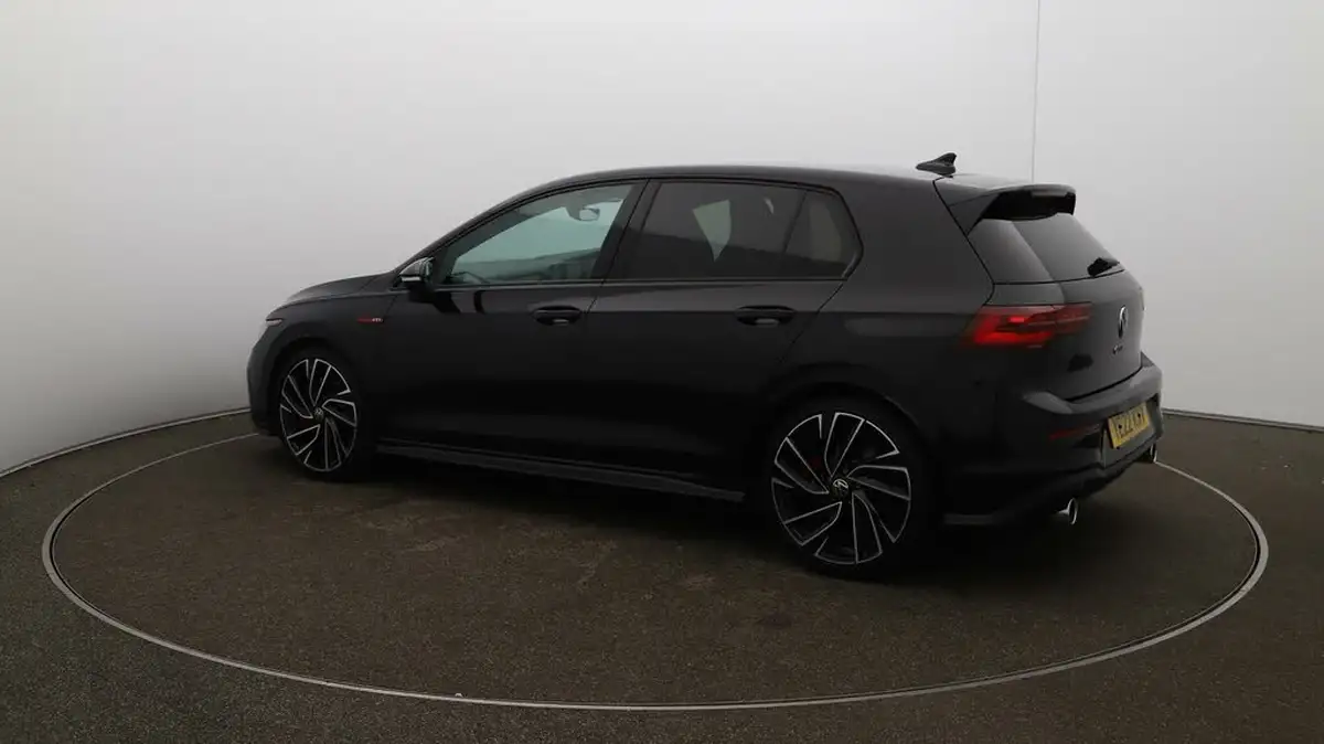 2022-volkswagen-golf-20-tsi-gti-dsg-big-37