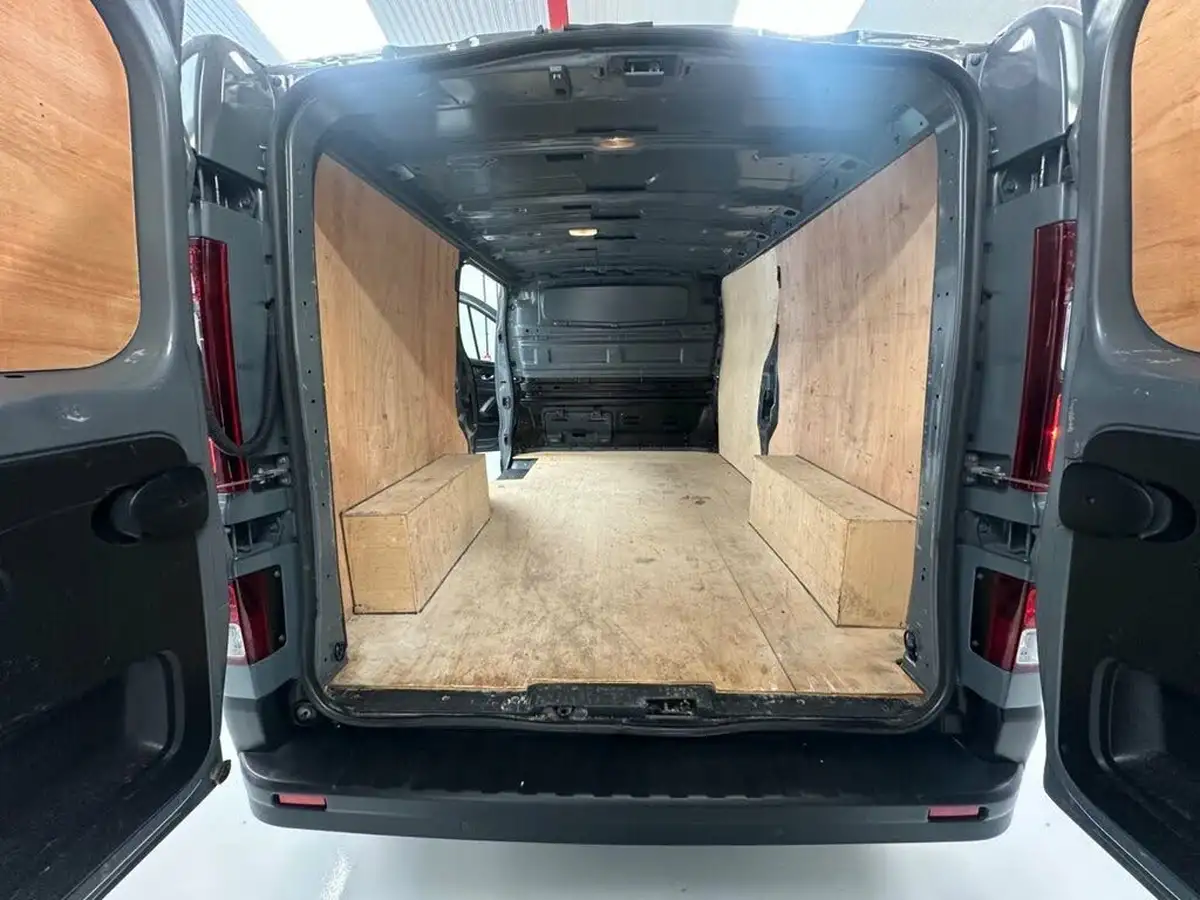 2023-nissan-primastar-20dci-tekna-30-l2h1-110pseu6d-panel-big-15