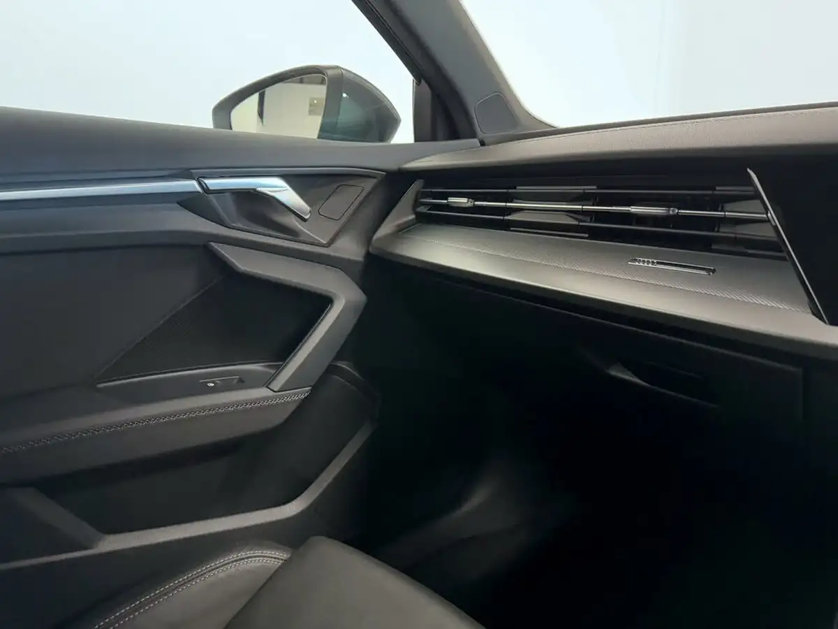 2021-audi-a3-14-40-tfsi-e-s-line-big-30