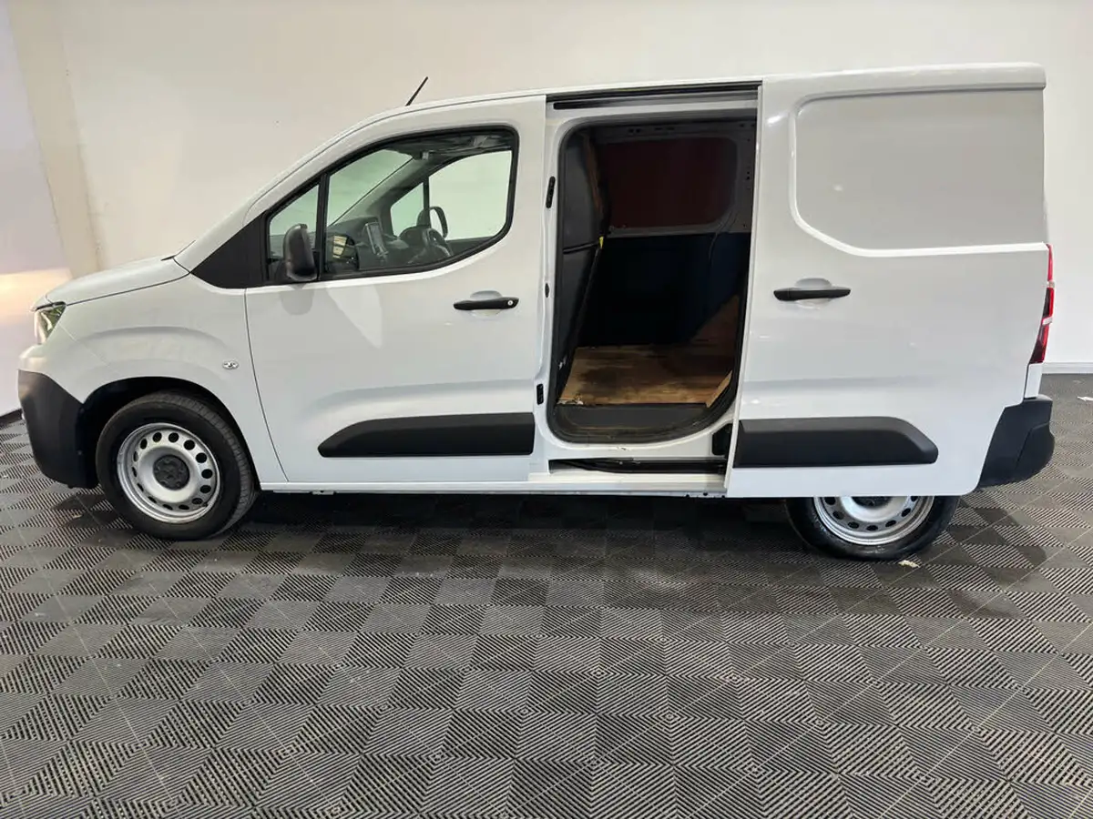 2023-peugeot-partner-15-bluehdi-1000-professional-premium-100pseu6d-ss-big-21