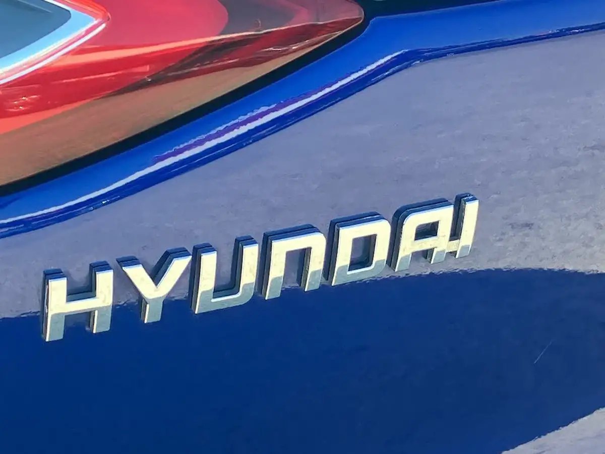 2018-hyundai-ioniq-e-premium-electric-big-26