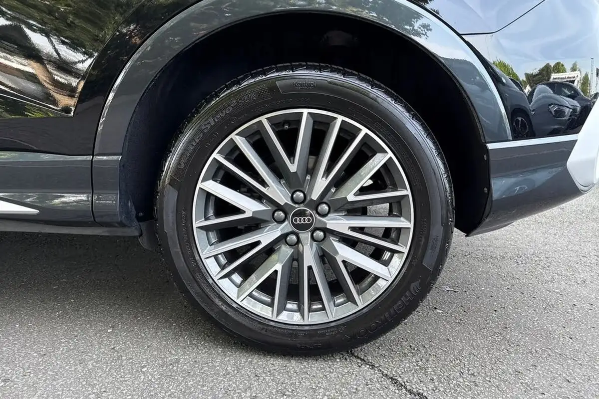 2024-audi-q3-15-35-tfsi-s-line-sportback-tronic-big-11
