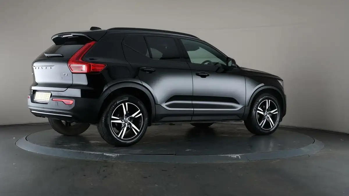 2021-volvo-xc40-15-t3-r-design-163bhp-big-64