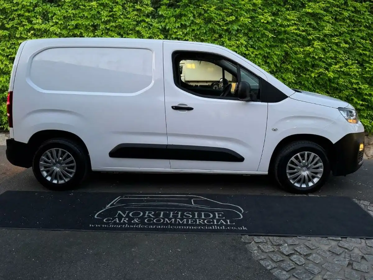 2020-citroen-berlingo-15bluehdi-650-enterprise-big-5