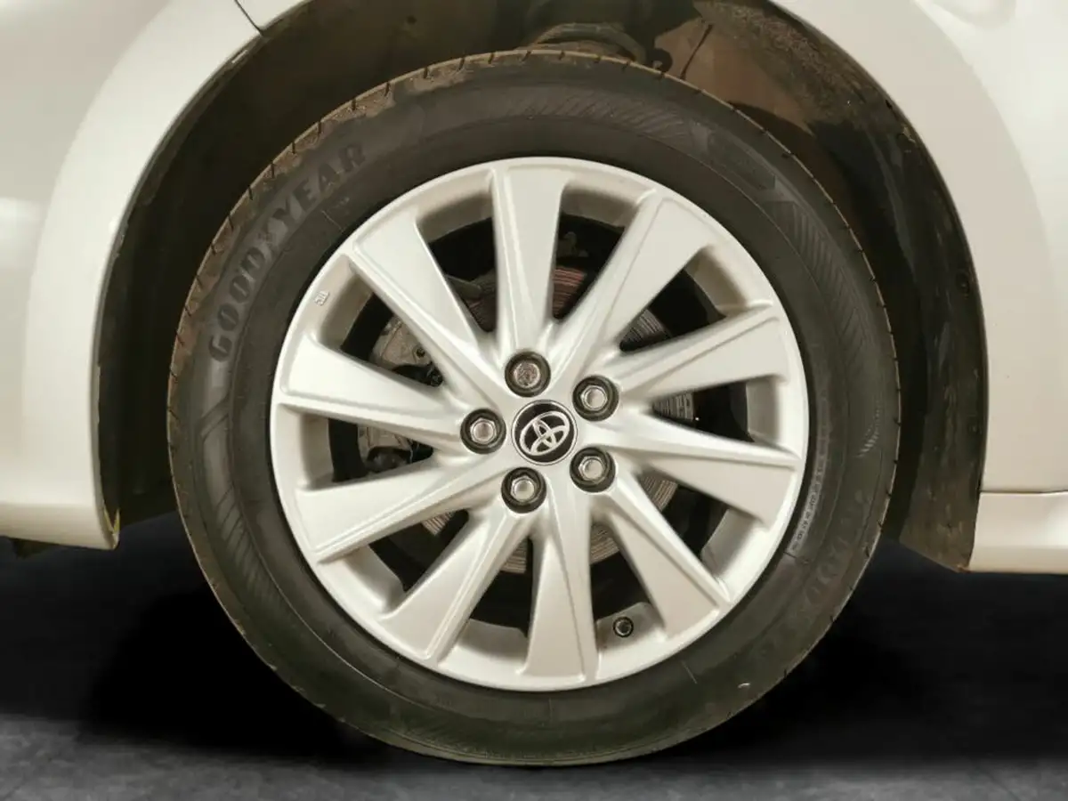 2021-toyota-yaris-15-vvt-i-icon-114bhp-hybrid-1490cc-e-cvt-big-26