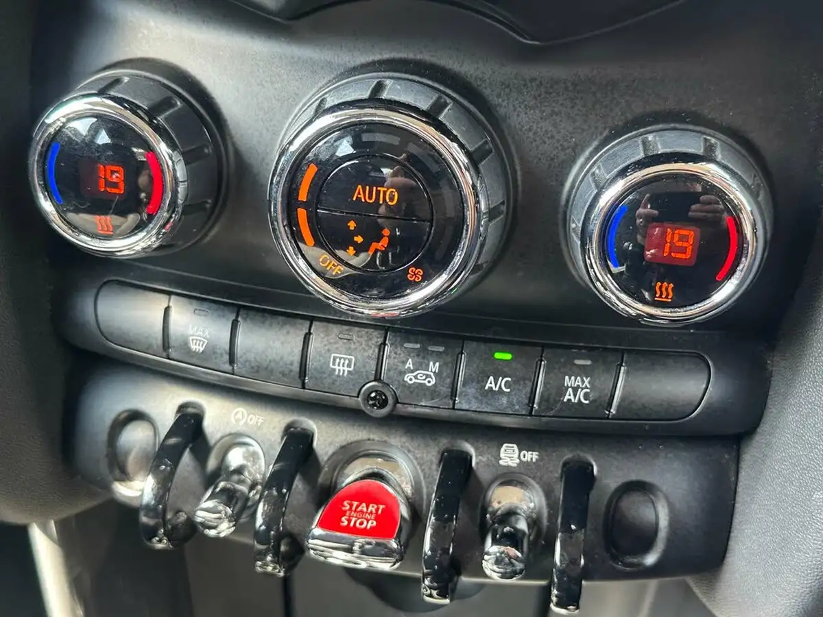 2016-mini-cooper-12-one-3d-big-34