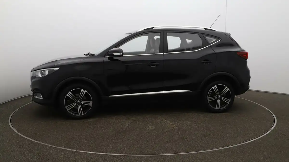 2019-mg-zs-suv-10t-gdi-exclusive-111ps-big-61