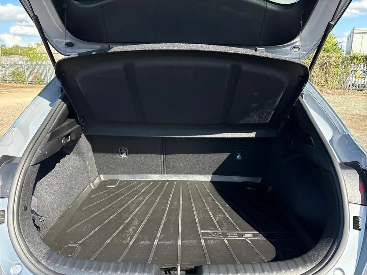 2024-kia-xceed-15-t-gdi-3-big-22