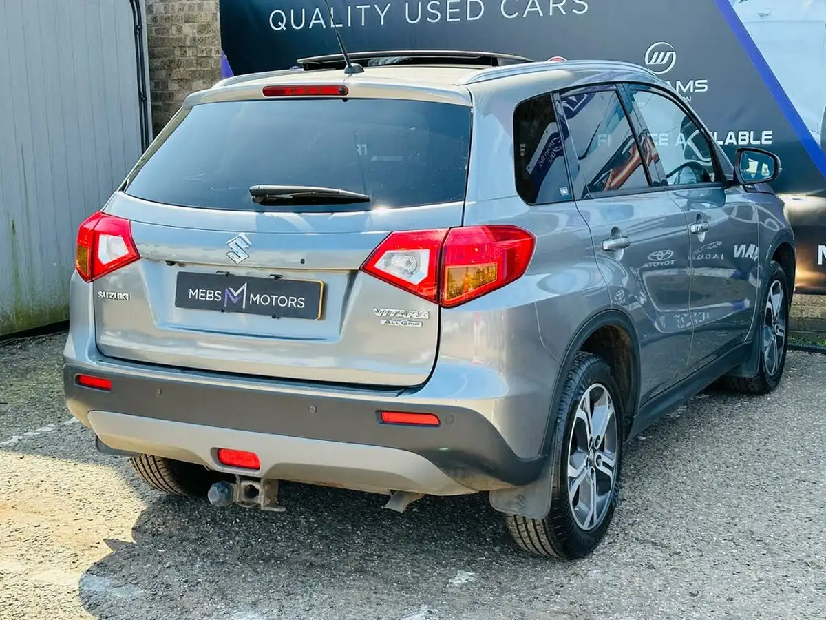 2017-suzuki-vitara-16ddis-sz5-allgrip-big-18